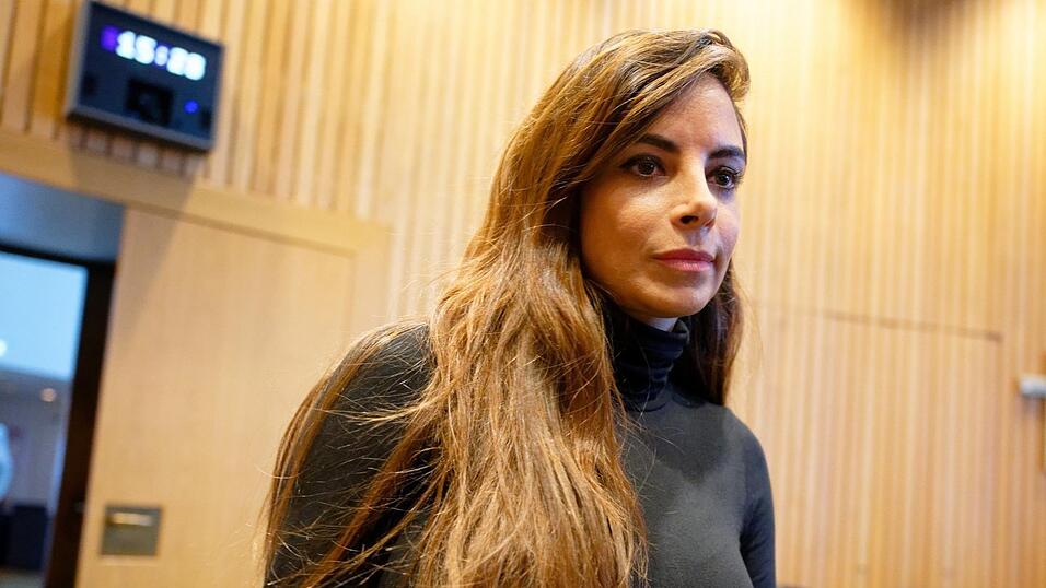 Der Fall der Schauspielerin Collien Fernandes hat die Folgen der Schutzlücken im digitalen Raum sichtbar gemacht. Die Bundesregierung hat nun reagiert. Der Fall der Schauspielerin Collien Fernandes hat die Folgen der Schutzlücken im digitalen Raum sichtbar gemacht. Die Bundesregierung hat nun reagiert.