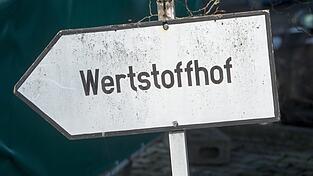 In Straubing ist derzeit das Entsorgungszentrum geöffnet (Symbolbild).