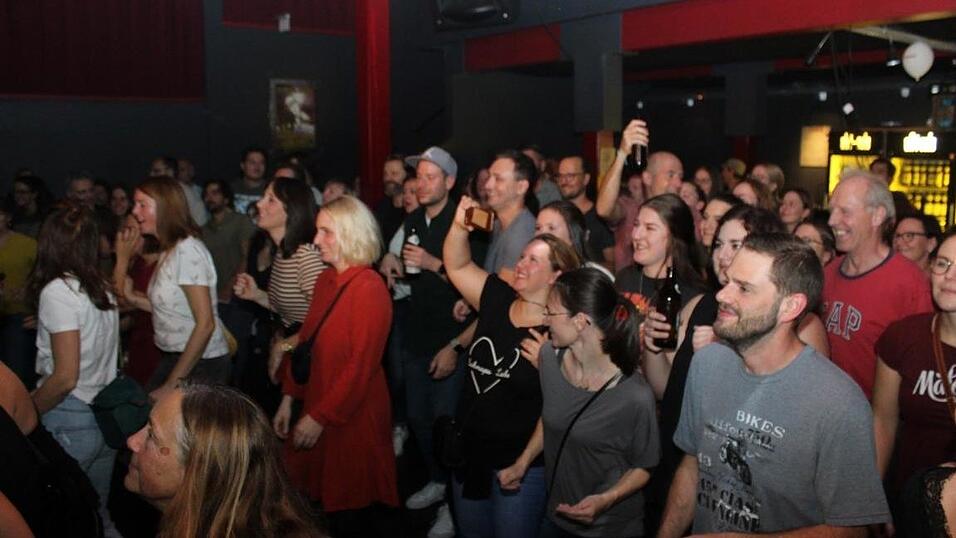 Im Landshuter Rocket Club wurde an diesem Freitag zu Live-Musik gefeiert.