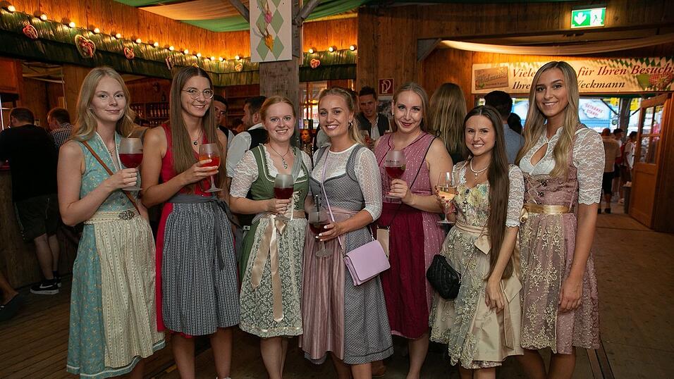 Die Partybilder vom Sonntag, 14. August 2022, aus dem Festzelt Weckmann.