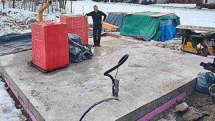 Nach einer Zwangspause aufgrund der K&auml;lte gehen die Arbeiten auf der Backstuben-Baustelle nun endlich weiter.