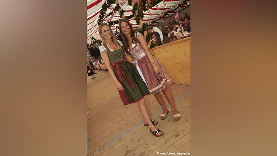 Die Partybilder vom Samstag, 13. August 2022, aus dem Festzelt Lechner.