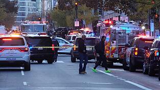 Mitten in der Washingtoner Innenstadt sind am Tag vor Thanksgiving Schüsse gefallen.
