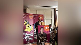 Agnes Becker warnt vor den Folgen einer verz&ouml;gerten Energiewende.