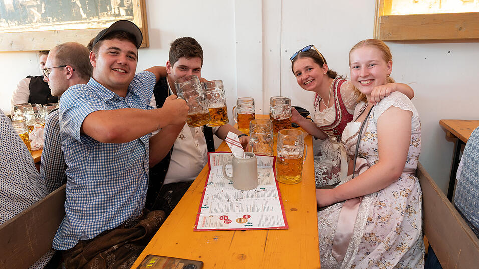 Die Partybilder vom Sonntag, 11. August 2024, aus dem Festzelt Kr&ouml;nner.