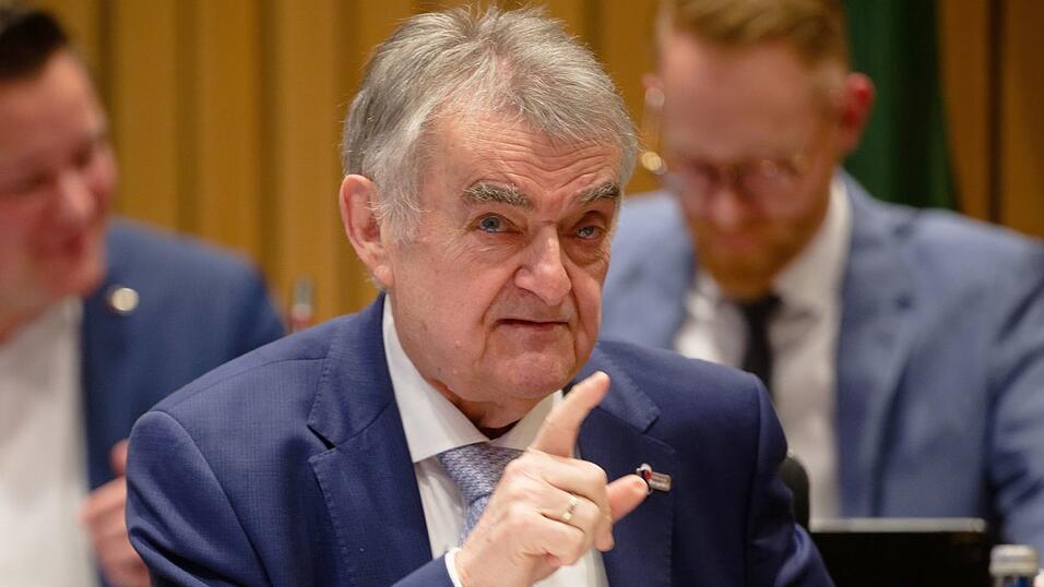 Der Anspruch der Ermittler sei: &laquo;Das Ding kl&auml;ren wir auf&raquo;, sagt NRW-Innenminister Herbert Reul (CDU).