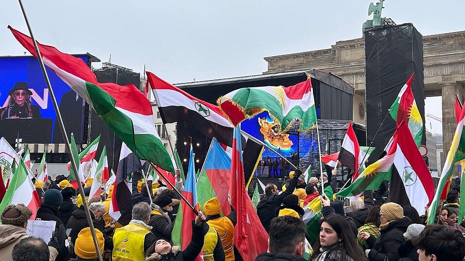 Rund 340 internationale Organisationen sowie politische Pers&ouml;nlichkeiten unterst&uuml;tzen die Demonstration.