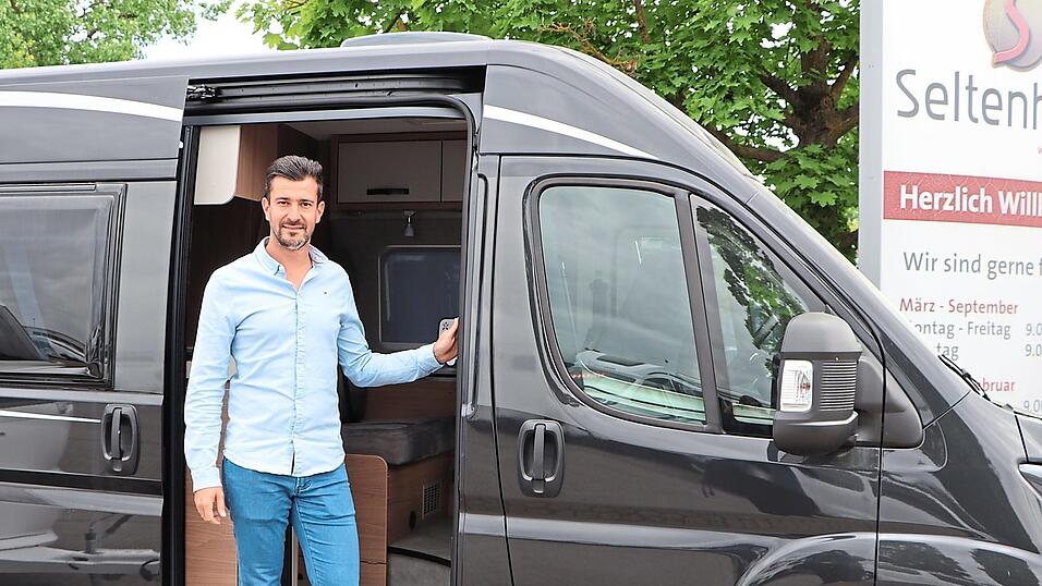 Er campt auch mal selbst, aber nicht am Campingplatz: Dominik Gulder von Seltenhofer Caravaning.