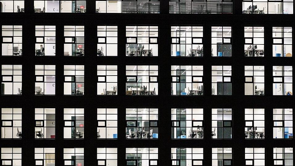 Homeoffice ist weit verbreitet, viele Büros stehen leer - zugleich sind moderne Flächen gefragt. (Archivbild) Homeoffice ist weit verbreitet, viele Büros stehen leer - zugleich sind moderne Flächen gefragt. (Archivbild)