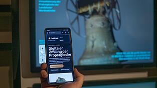 Im Internet kann man die Propstglocke hören - und sie auch genau betrachten. Das Projekt ist eingebettet in die Landesausstellung in Freyung, die noch bis 8. November läuft. Im Internet kann man die Propstglocke hören - und sie auch genau betrachten. Das Projekt ist eingebettet in die Landesausstellung in Freyung, die noch bis 8. November läuft.