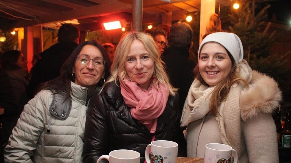 In Landshut lockten am Wochenende der Kunsthandwerkermarkt und die H&uuml;ttengaudi zahlreiche Besucher an.
