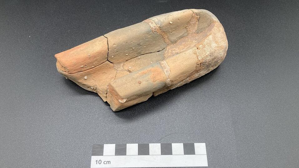 Auch der Oberaichbacher Schmelztiegel belegt: Zinn und Kupfer kamen separat in die Region Landshut.