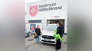 Verena Lange (l.) und Svetlana Ohl von der Tafel der Malteser.
