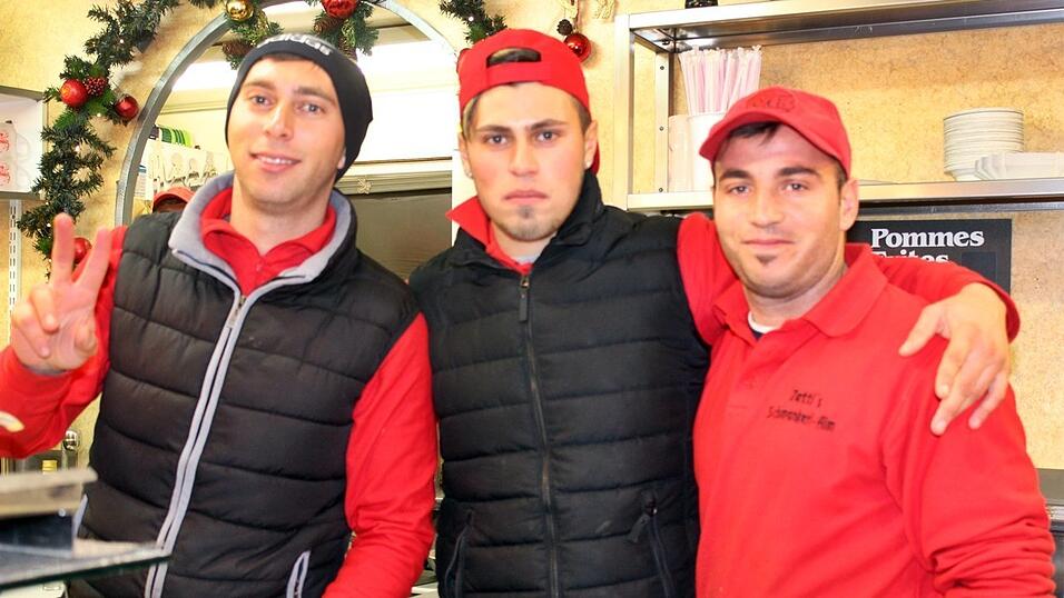 Der traditionelle Christkindlmarkt in Landshut z&auml;hlt zweifelsfrei zu den sch&ouml;nsten Bayerns. Daher pilgerten auch am Samstag, 15. Dezember, wieder etliche Besucher aus Nah und Fern zur Freyung.