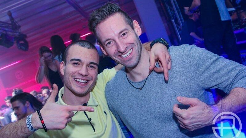 Gleich bei der Eröffnung platzte die neue Diskothek Peggy P. aus allen Nähten. Gleich bei der Eröffnung platzte die neue Diskothek Peggy P. aus allen Nähten.