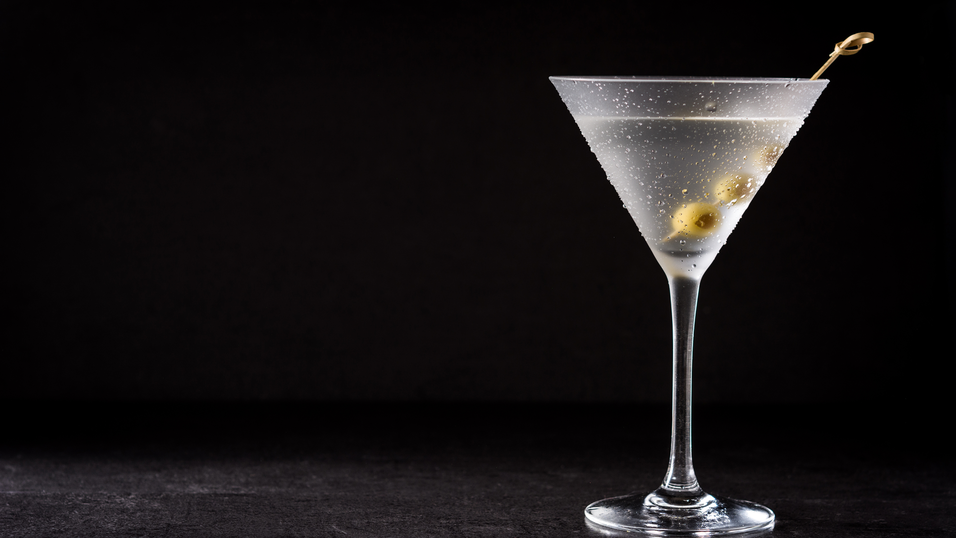 Das Lieblingsgetr&auml;nk von 007: Wodka Martini. Nat&uuml;rlich gesch&uuml;ttelt, nicht ger&uuml;hrt.