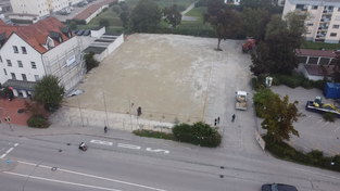 In der Industriestraße sind die Rückbauarbeiten des ehemaligen EDEKA-Gebäudes nahezu abgeschlossen.