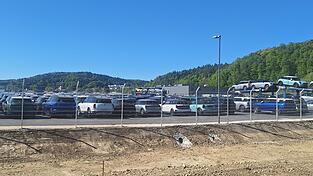 Der Auto-Logistiker ASB Group wird von Seebach aus gebrauchte Mini Cooper verkaufen.