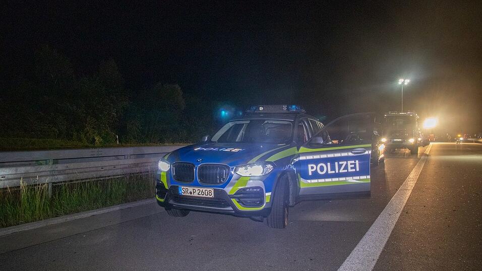 Am sp&auml;ten Sonntagabend ist es zu einem schweren Unfall auf der A3 bei Deggendorf gekommen.