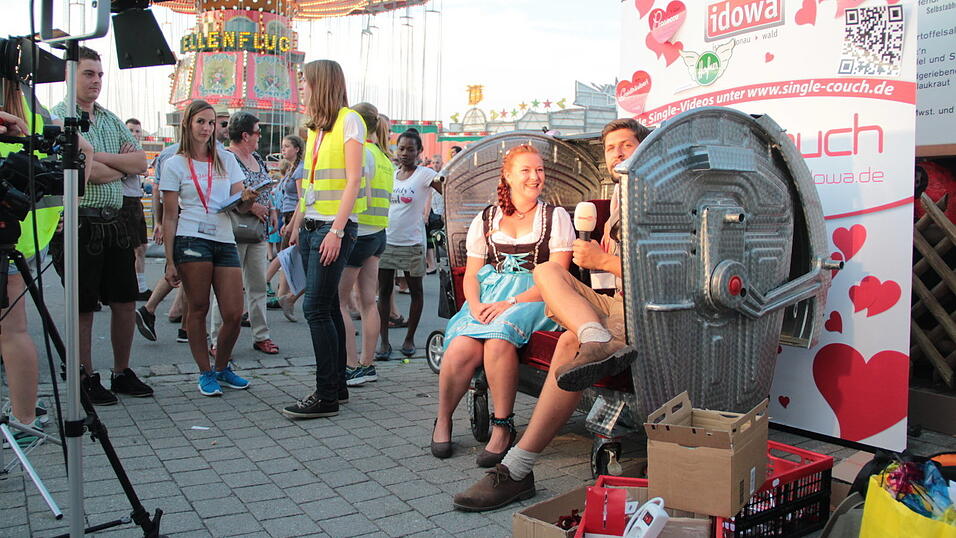 Schnappsch&uuml;sse von der Single-Couch aufgenommen am Samstag 8. August (Foto: Paul Przybilla)