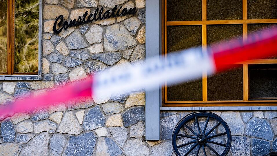 Gegen die Betreiber der Bar wird unter anderem wegen fahrl&auml;ssiger T&ouml;tung ermittelt (Archivbild)