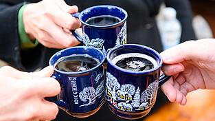 Eine Bude in der Adventszeit für gemeinnützige Organisationen kann frühestens nächstes Jahr realisiert werden. Ob dann dort auch beispielsweise Glühwein verkauft werden darf, steht noch nicht fest.