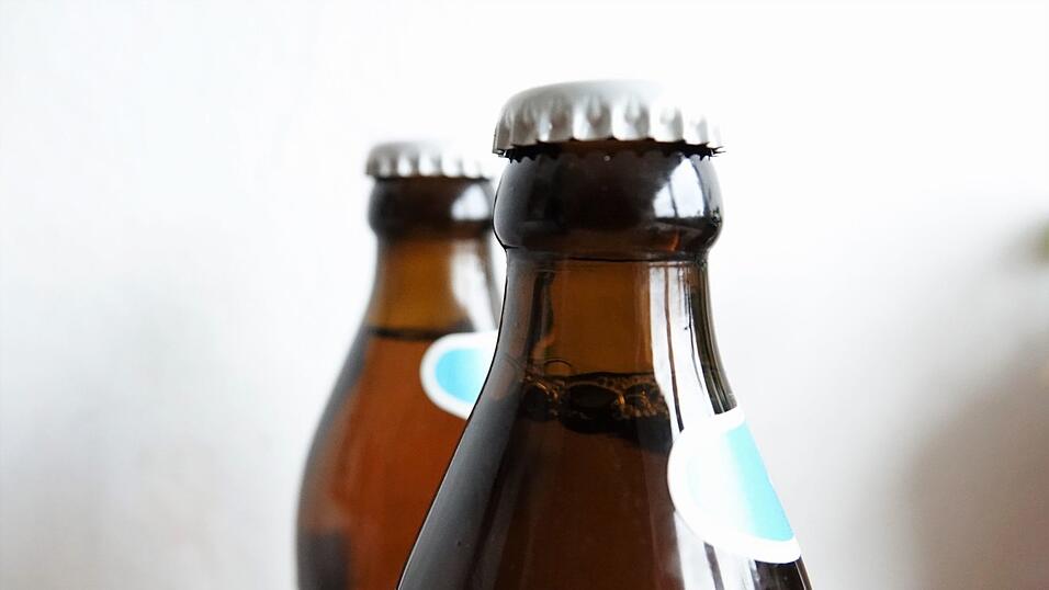 Preis und Nachfrage nach Mehrwegglasflaschen haben sich erhöht. Preis und Nachfrage nach Mehrwegglasflaschen haben sich erhöht.