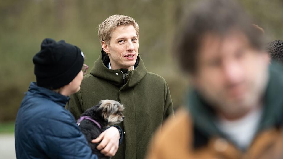 Krause auf Wahlkampftour in Schwabing. Krause auf Wahlkampftour in Schwabing.