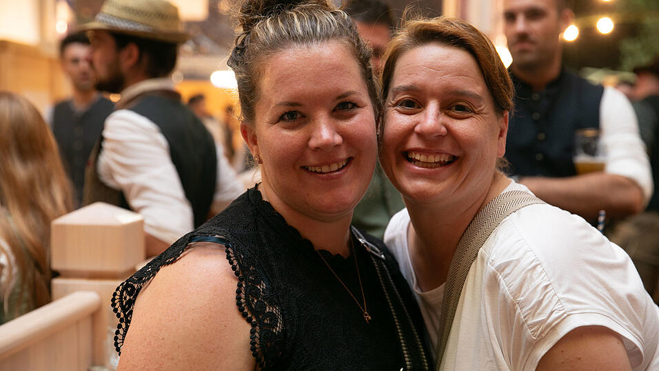 Die Partybilder vom Samstag, 9. August, aus dem Festzelt Reisinger. Die Partybilder vom Samstag, 9. August, aus dem Festzelt Reisinger.