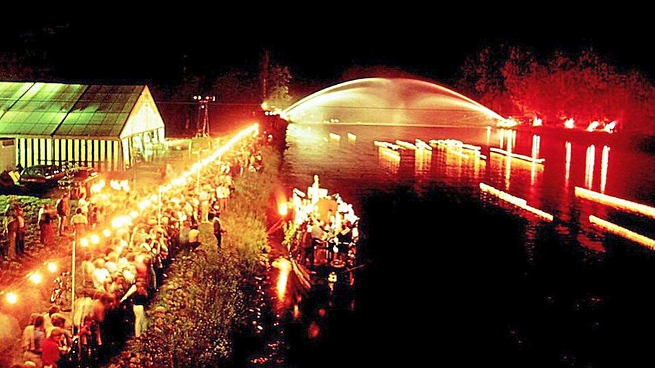 Die Wasserprozession auf der Isar ist der Höhepunkt des ersten Festtages. Die Wasserprozession auf der Isar ist der Höhepunkt des ersten Festtages.