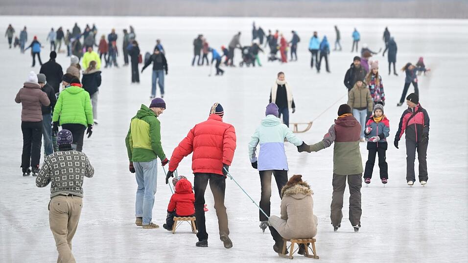 Ein kleiner Teil des Bodensees war wegen der niedrigen Temperaturen im Januar gefroren. (Archivbild)