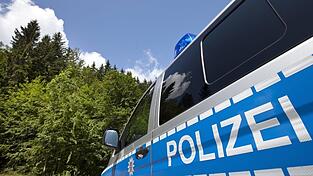 Der 41-jährige Fahrer hat nun ein Ermittlungsverfahren am Hals. (Symbolbild)