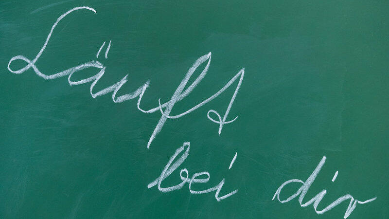 Kurzdeutsch breitet sich inzwischen auch in der Alltagssprache aus.