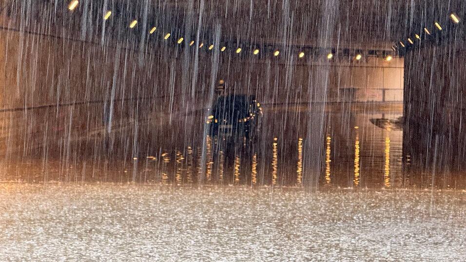 Das Wetter trifft viele Menschen auf dem falschen Fuß. (Archivbild) Das Wetter trifft viele Menschen auf dem falschen Fuß. (Archivbild)