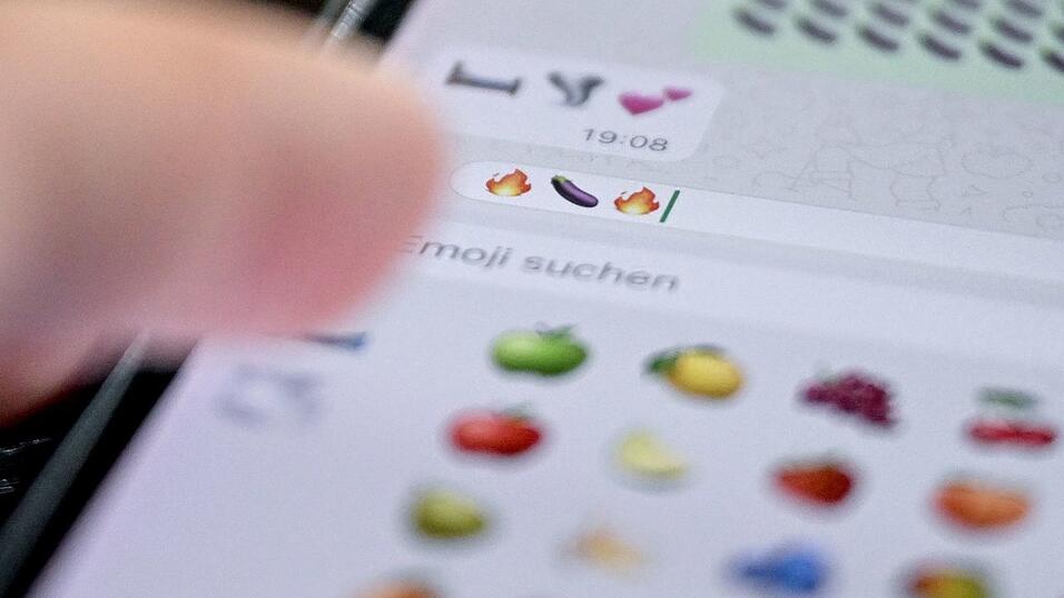 Aus Sicht der Erotikmesse hat sich die Aubergine als doppeldeutiges Emoji schon etabliert. (Symbolbild) Aus Sicht der Erotikmesse hat sich die Aubergine als doppeldeutiges Emoji schon etabliert. (Symbolbild)