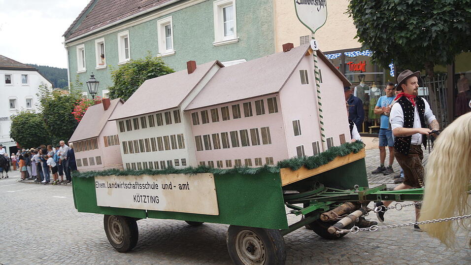 Impressionen vom 34. Bad K&ouml;tztinger Rosstag