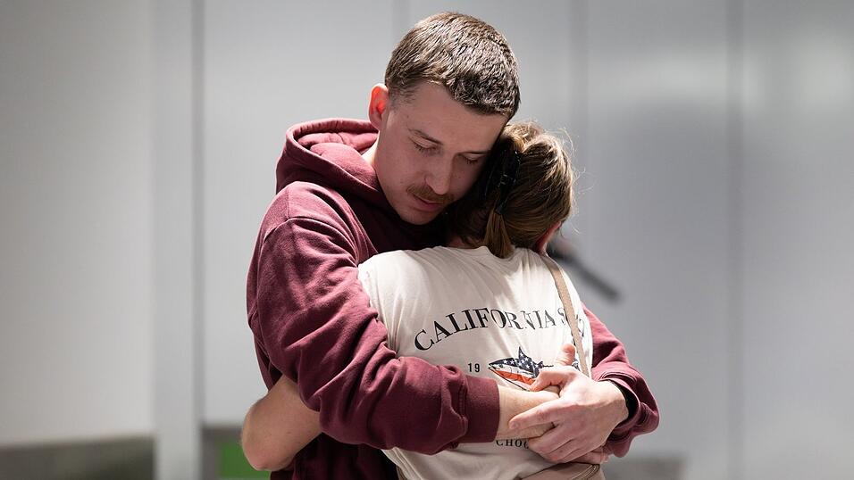 Die ersten Reisenden aus Nahost k&ouml;nnen nach Deutschland zur&uuml;ck.