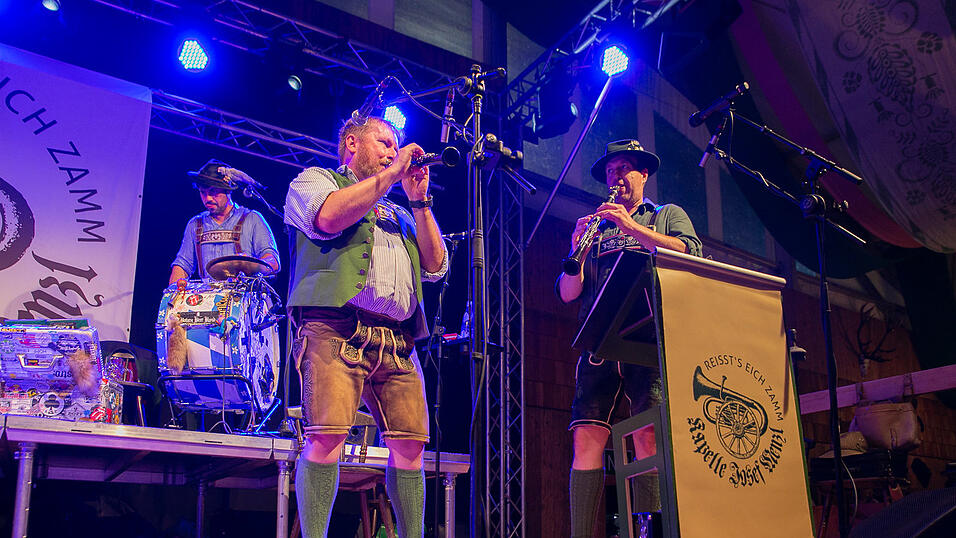 Die Partybilder von Sonntag, 21. August 2022, aus dem Festzelt Weckmann. 