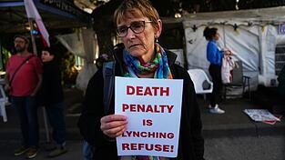 International erntete die israelische Regierung viel Kritik für das Vorhaben. International erntete die israelische Regierung viel Kritik für das Vorhaben.