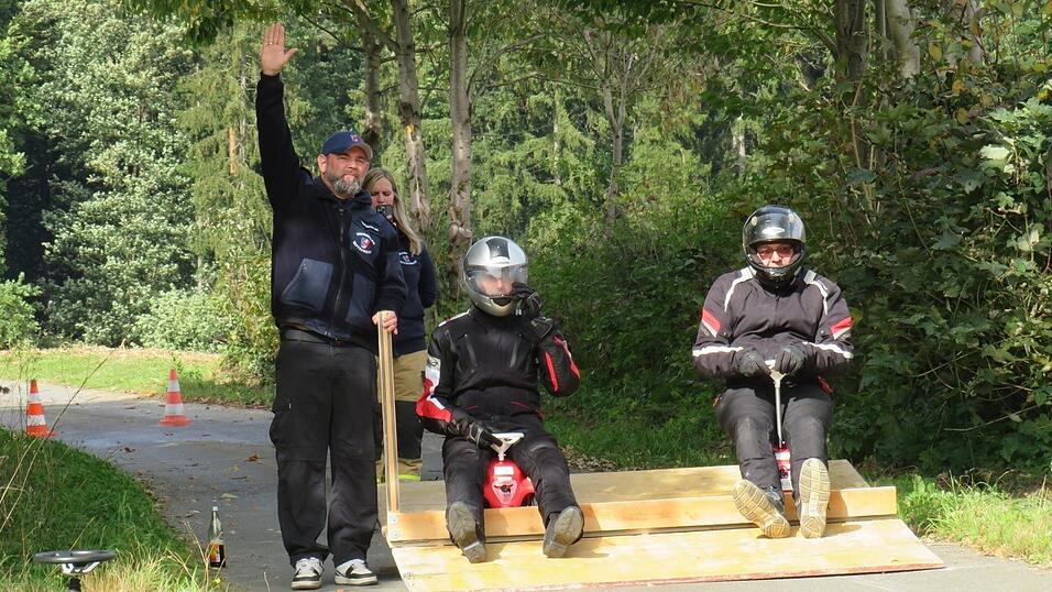 Eine Startrampe sorgt für den nötigen Schwung. Eine Startrampe sorgt für den nötigen Schwung.