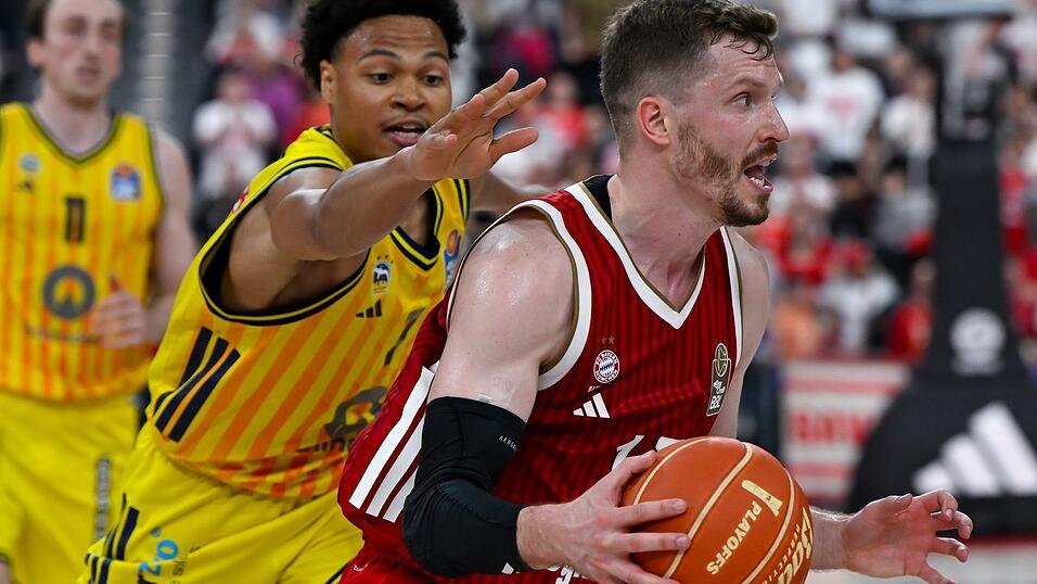 War der Topscorer in Finalspiel Nummer eins: Bayern-Star Andreas Obst (rechts). War der Topscorer in Finalspiel Nummer eins: Bayern-Star Andreas Obst (rechts).