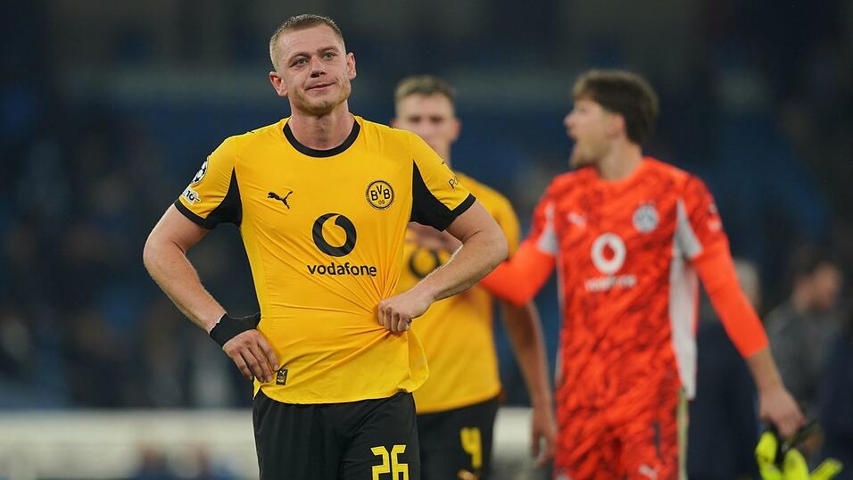 Die Dortmunder Spieler reagierten ernüchtert und enttäuscht. Die Dortmunder Spieler reagierten ernüchtert und enttäuscht.