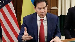 Rubio macht nach den Gesprächen mit der ukrainischen Delegation klar, dass es noch einiges zu tun gebe. Rubio macht nach den Gesprächen mit der ukrainischen Delegation klar, dass es noch einiges zu tun gebe.