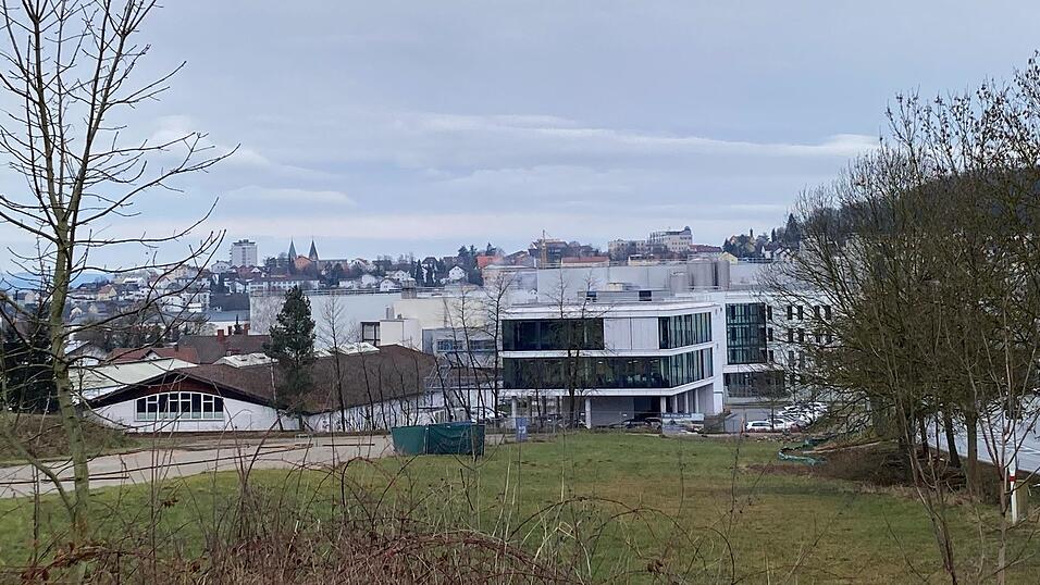 F&uuml;r das Areal, wo bereits das neue Verwaltungsgeb&auml;ude steht und einst ein Ziegelwerk produzierte, soll nun ein Bebauungsplan aufgestellt werden.