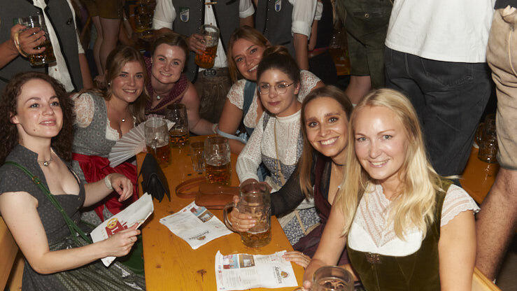 Die Partybilder vom Montag, 14. August 2023, aus dem Festzelt Lechner.