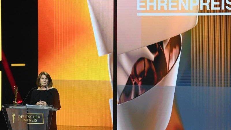 'Für mich schließt sich heute auf das Schönste ein Kreis', sagt Schauspielerin Senta Berger. 'Für mich schließt sich heute auf das Schönste ein Kreis', sagt Schauspielerin Senta Berger.