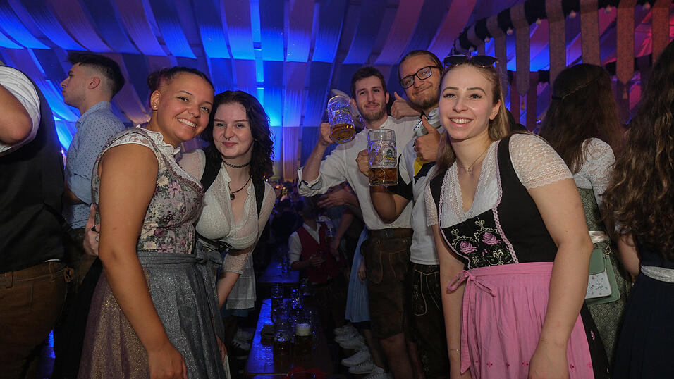 Die Partybilder vom Mittwoch, 16. August 2023, aus dem Festzelt Wenisch. Die Partybilder vom Mittwoch, 16. August 2023, aus dem Festzelt Wenisch.
