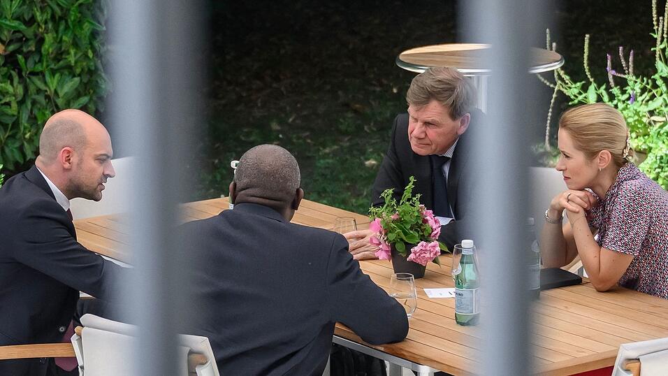 Bundesaußenminister Johann Wadephul beriet zuletzt mehrfach mit seinen Amtskollegen aus Frankreich und Großbritannien über das weitere Vorgehen. Bei einem Treffen in Genf war zuletzt auch noch die EU-Außenbeauftragte Kaja Kallas mit dabei. (Archivbild)