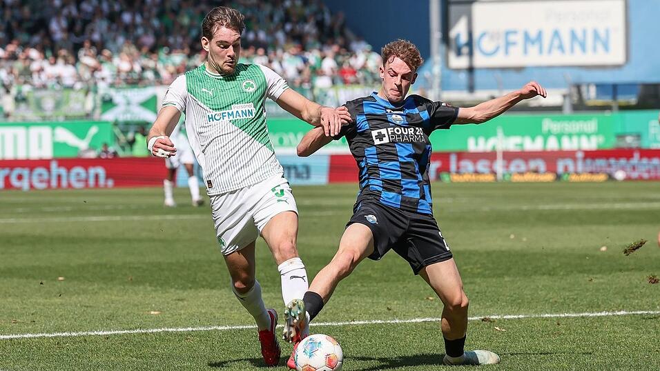 M&uuml;nz (l) verl&auml;sst die SpVgg Greuther F&uuml;rth. (Archivfoto)