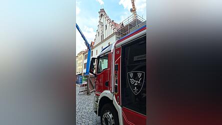 Die Freiwillige Feuerwehr war als Ersthelfer vor Ort.